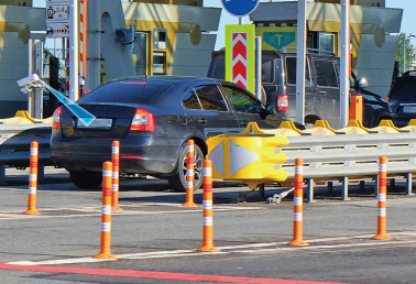 Highway entrance toll detection